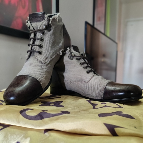 Dolce & Gabbana boots - Picture 7 of 10